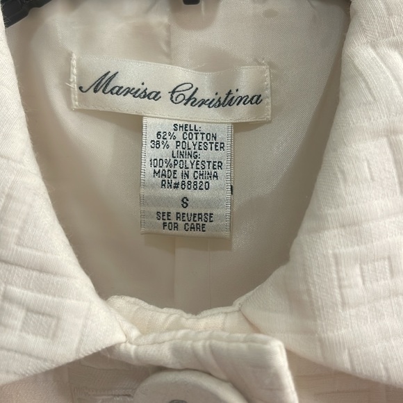 Woman's coat - Picture 2 of 4